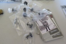 AXIS  ALLIES MINIATURES BASE SET LOT 37 SS-HAUPSTURMFUHRER UC 10 CARD 10 PIECES