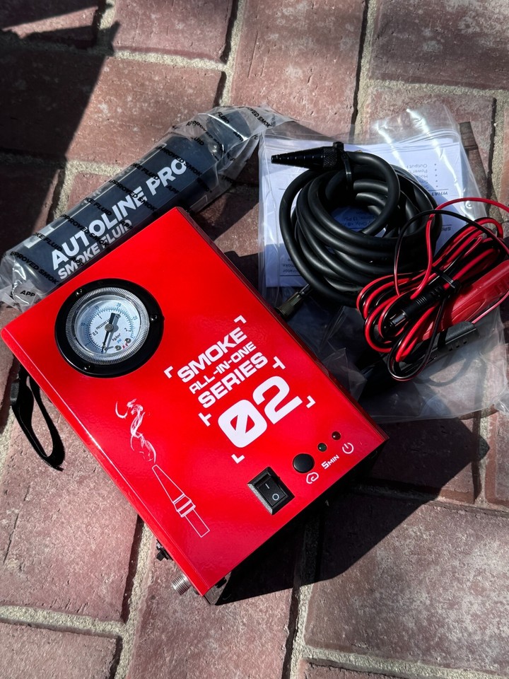 EVAP Smoke Machine Diagnostic Test Automotive Fuel Pipe Leak Detector