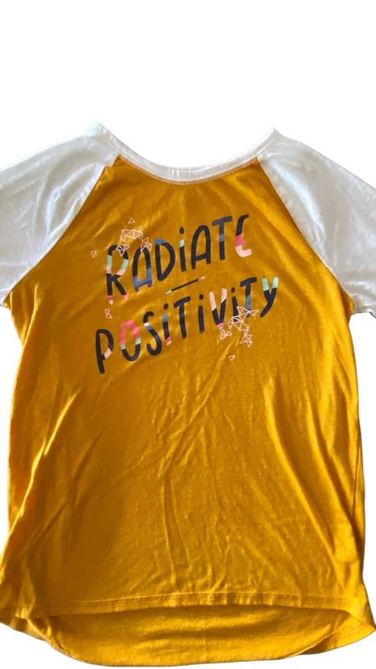 Camisa MUDD Niñas Radiate Positividad - Mostaza - Talla Grande 10-12 Foto 4 de 4
