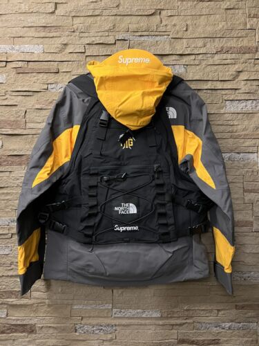 Supreme / The North Face RTG Jacket + Vest - Gold - Size Medium IN HAND!!
