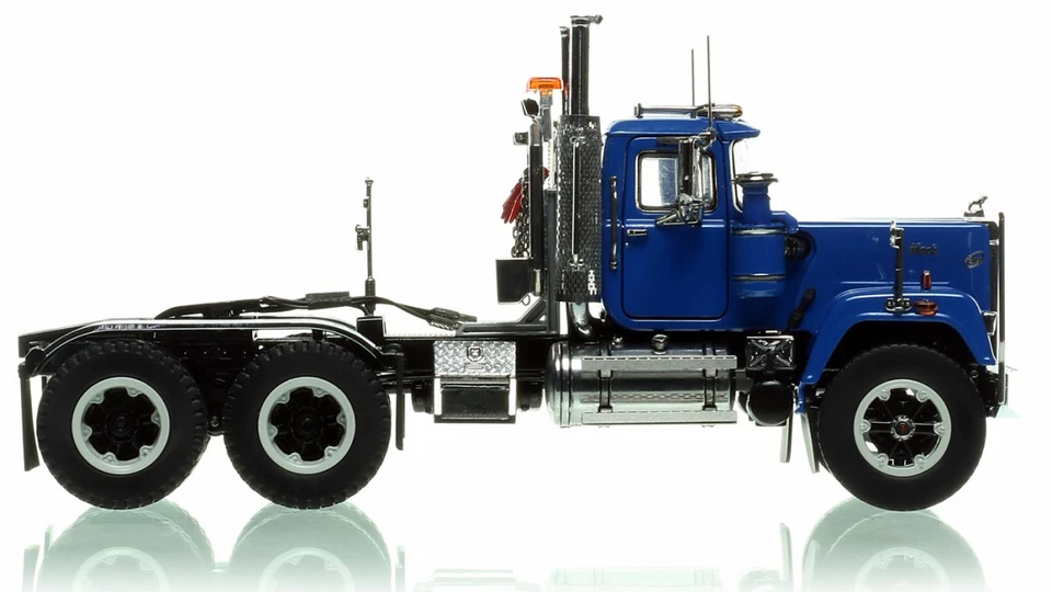 HEAVY HAUL REPLICAS - Camion solo avec essieux tandem de couleur bleu - MACK ... - Photo 3/4