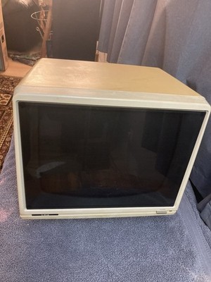 Vintage BMC BM-AU9191U Color Data Display Monitor (Commodore 64) Powers On
