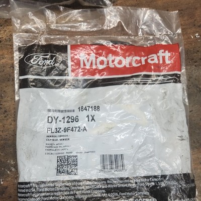 Genuine Motorcraft Oxygen Sensor  DY-1296