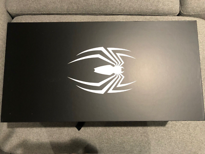 Spider-Man 2's Peter Parker Battles Venom in New Diamond Select Statue
