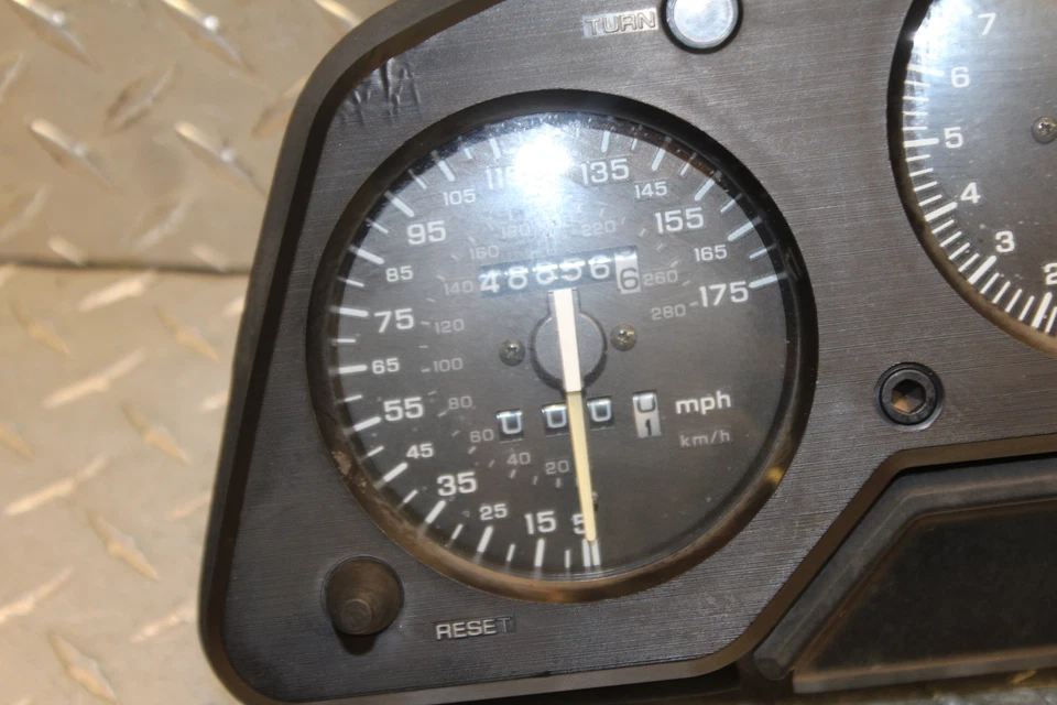 1991 HONDA INTERCEPTOR 750 VFR750F SPEEDO TACH ДАТЧИКИ КЛАСТЕР ODO: 48 456 МИЛЬ - Изображение 2 из 4