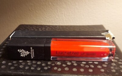 Younique - Lucrative Lip Gloss LETHAL