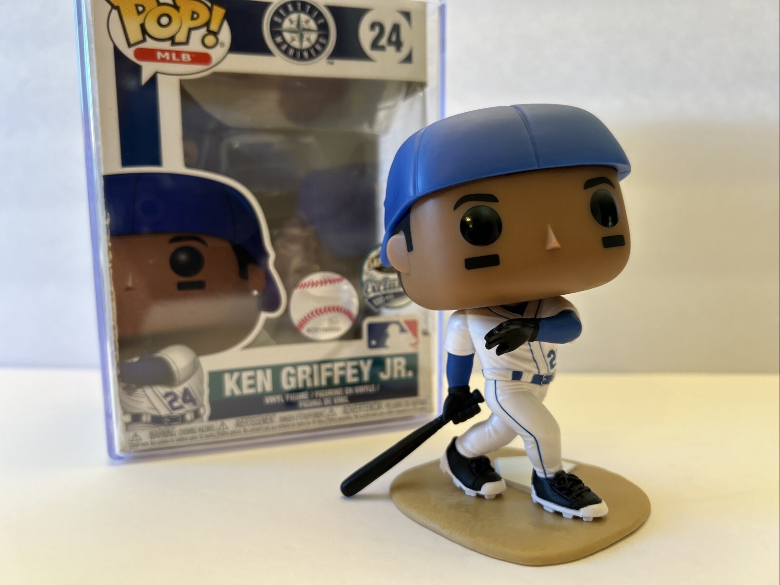 Sale Ken Griffey Jr Funko Pop Safeco Field Exclusive 1/1000 Error 1/100 Mariners Sga