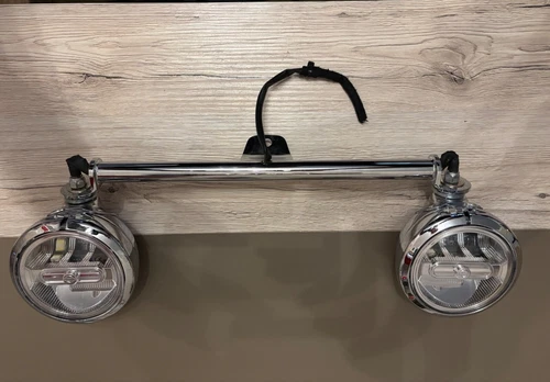 Harley Davidson Zusatzscheinwerfer LED E1 mit Lampengehäuse und Träger