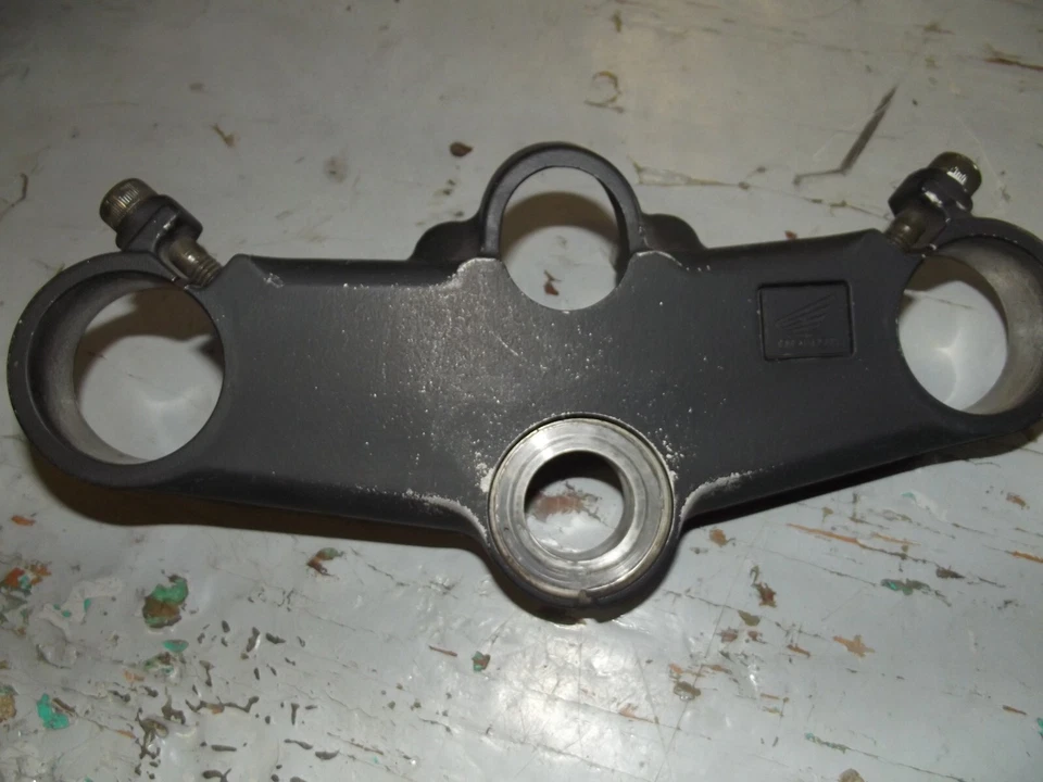 OEM 1995 - 1998 CBR600F3 HONDA Top Fork Bridge ( top triple ) 53300-MAL-600 GOOD - Image 3 of 4