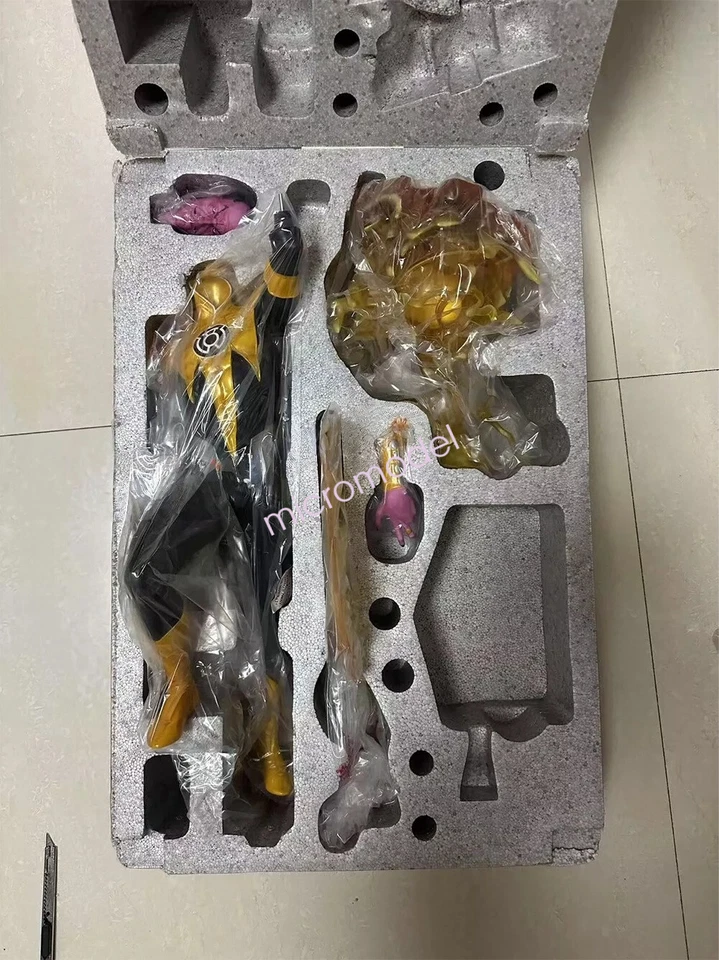 Figura Estatua Sideshow Collectibles 300217 Linterna Verde Sinestro Formato Premium Foto 2 de 4