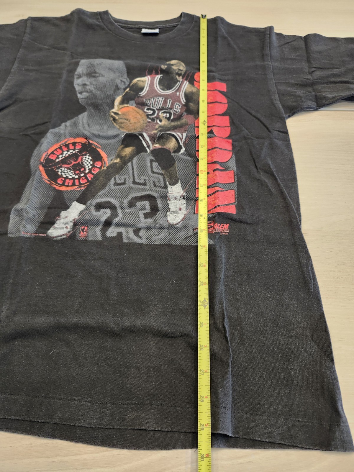 Vintage 90s Chicago Bulls Michael Jordan T-Shirt SALEM SPORTSWEAR Size Large thumbnail 4