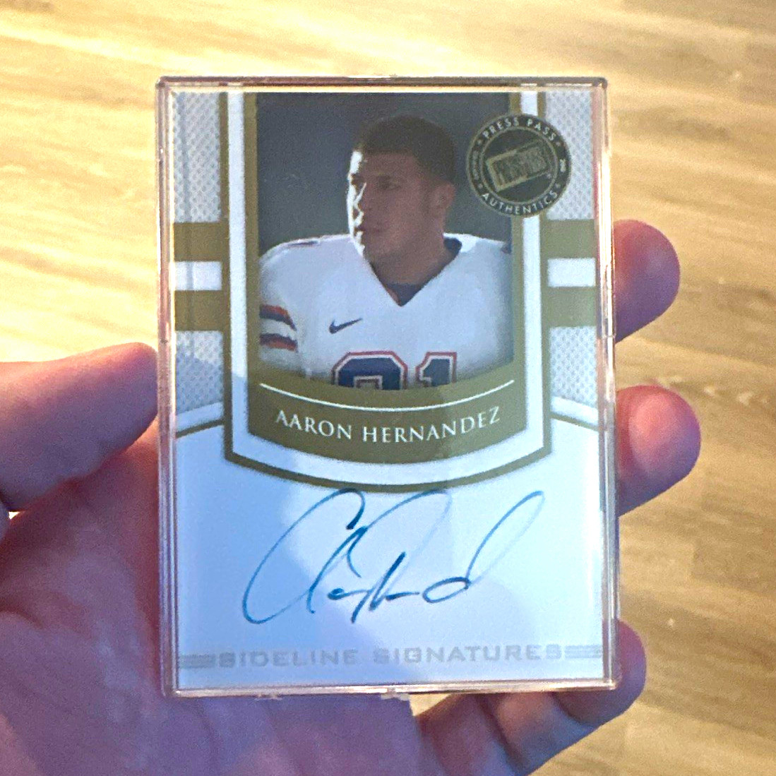 Aaron Hernandez Press Pass PE Sideline Signatures #SSAH Sideline Signatures-Black