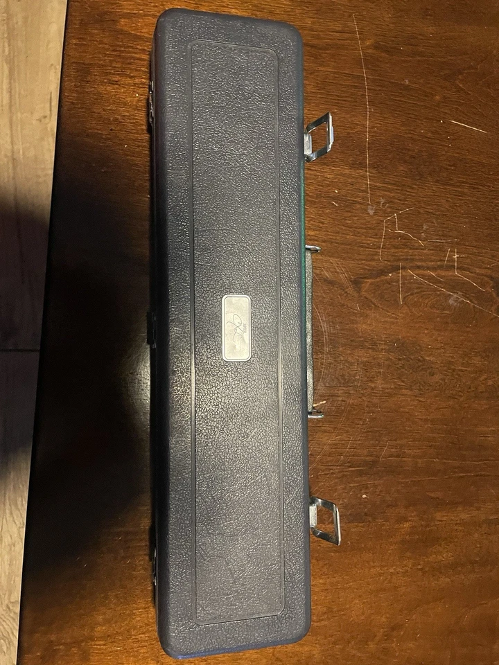 Flauta Júpiter Modelo JFL 511 II Flauta Estudiante Plateada con Estuche Rígido Foto 2 de 2