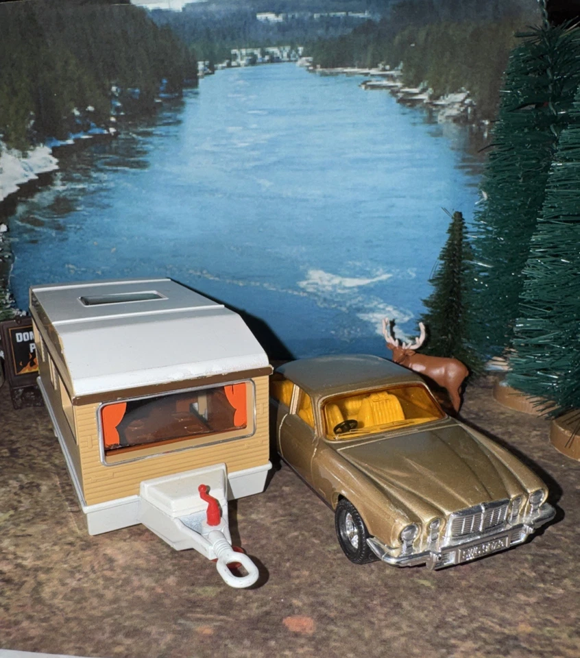 Lot Of 2 Matchbox SuperKings 1981 Caravan Camp Trailer & 1978 Jaguar XL12 NLFFP - Image 4 of 4