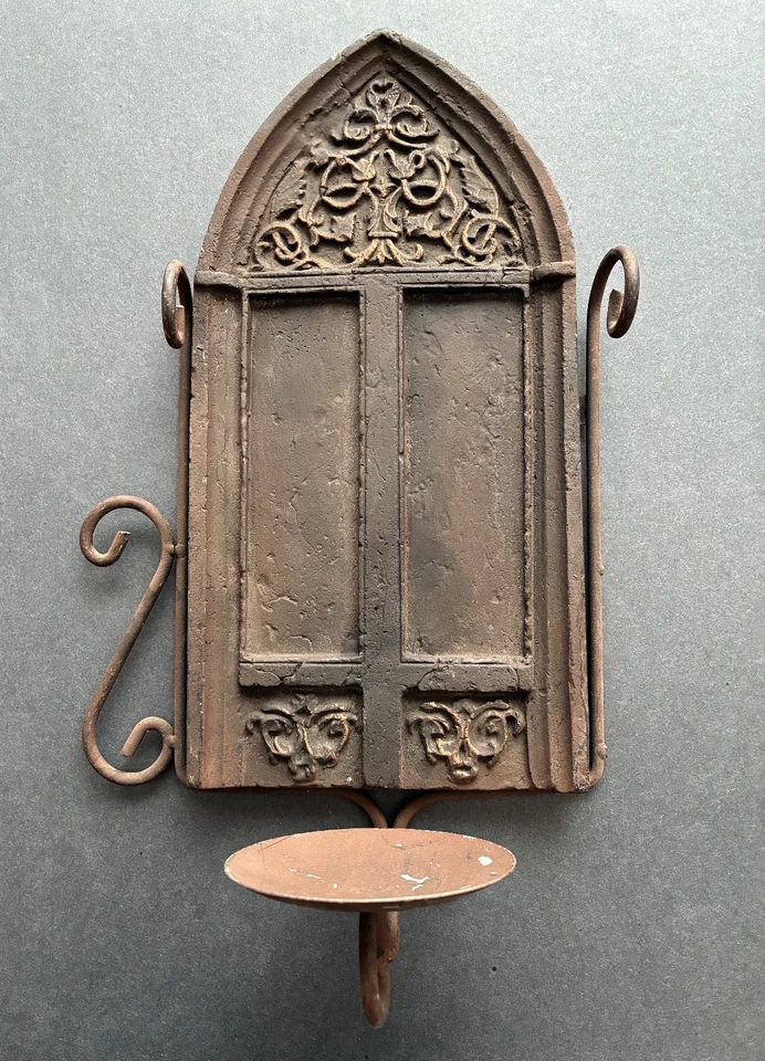 PAR DE DOS APLIQUES DE VELAS DE YESO Y HIERRO GÓTICOS ANTIGUOS RAROS Foto 4 de 4