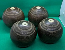 Vintage 1940s Taylor-Rolph Penshurst Lawn Bowls Wood Grain Bias 3 Size 5 1/16.