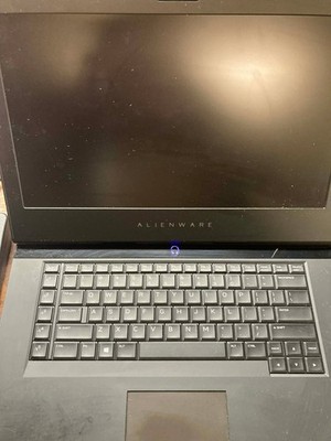 Alienware 15 r3 Gaming Laptop P69F - GTX1070 - 16GB RAM - Free Shipping