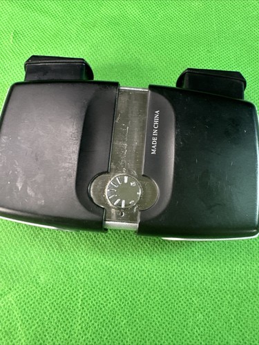 Sharper Image Compact & Pocket Size Binoculars 8x18 - Picture 3 of 9