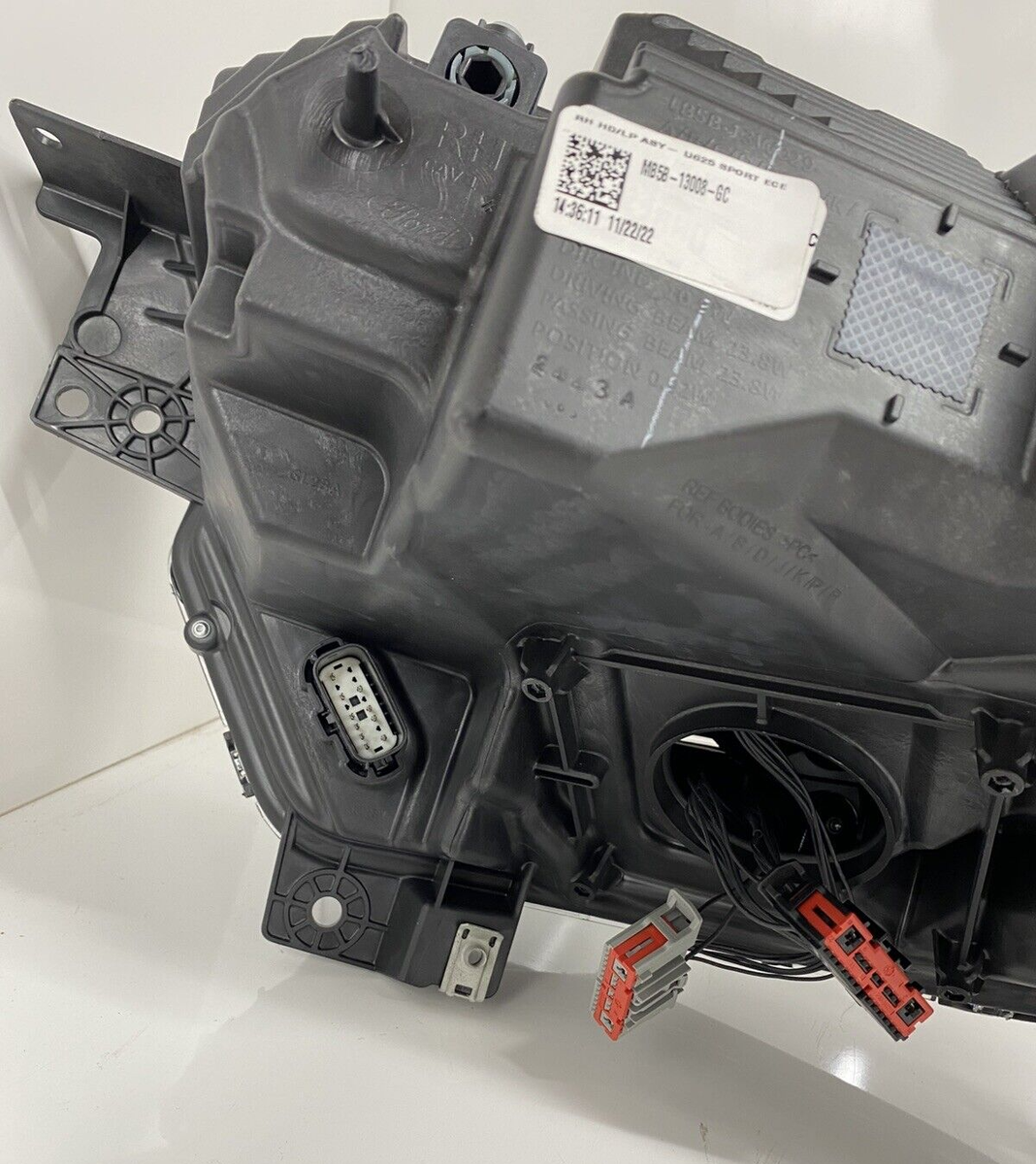 PO#5 Genuine OEM 2020-2024 Ford Explorer Passenger RH Headlamp