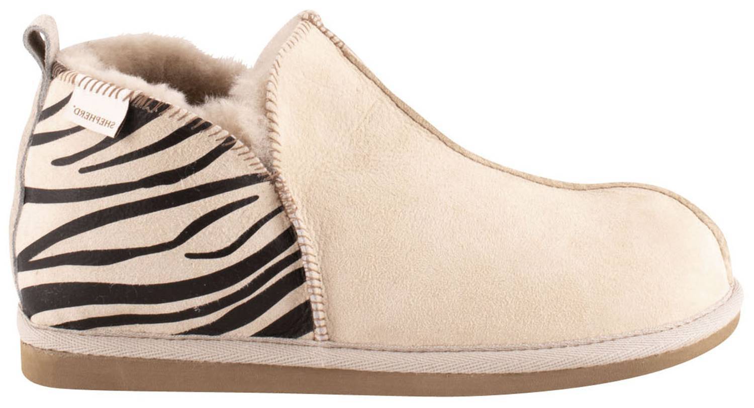 Шведская овчарка Энни Деймен | Ледер - НОЙ