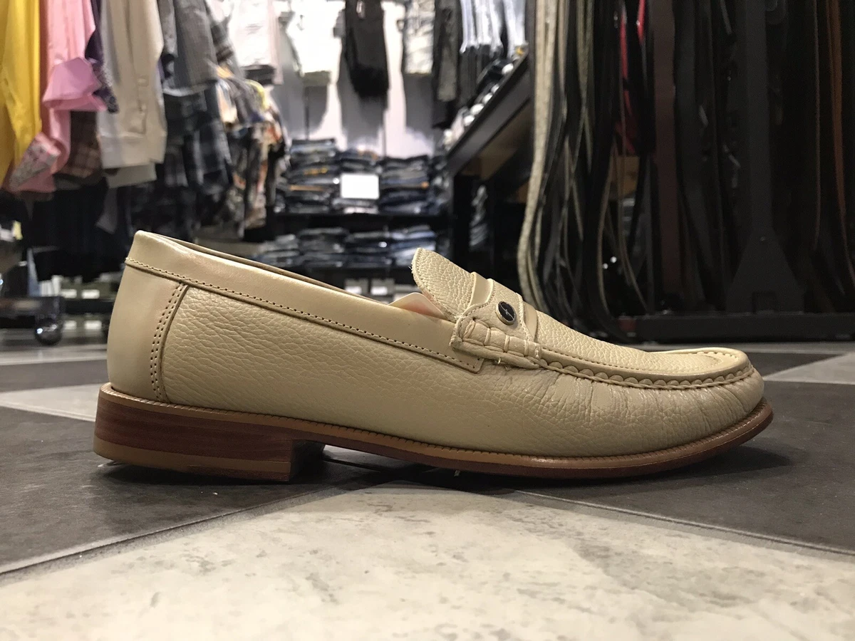 Big shoe boutique shop