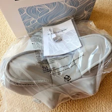 Sloom Neck Stretching & Heat Massager – Air Compression + Heat Therapy Pillow