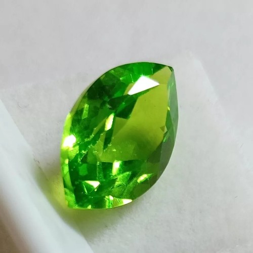 Beautiful Green MARQUISE CUT 8-9 Ct PERIDOT EGL CERTIFIED Loose Gemstone - Picture 6 of 7