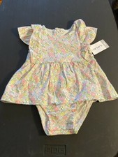 New Carter's Flower bodysuit - 6 Months