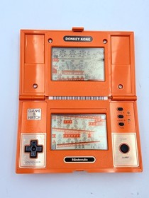Nintendo Game & Watch Multi Screen Donkey Kong DK-52 1982 Boxed with Manual