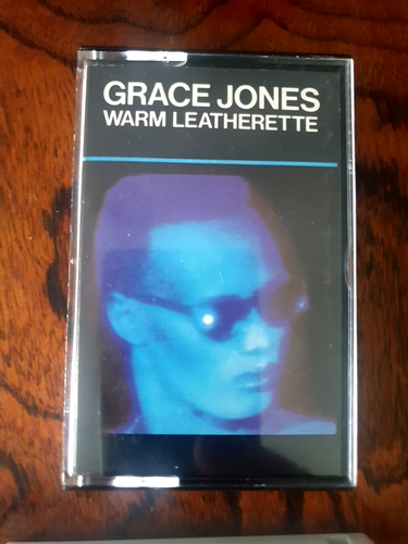 Grace Jones - Warm Leatherette - Rare White Shell / Red Text - Play Tested - Picture 2 of 3