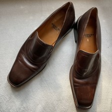 AUDLEY WOMENS BROWN LEATHER LOAFER - SIZE 38.