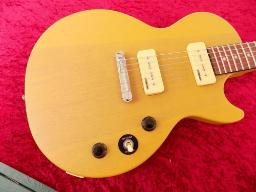 Epiphone LP Special , Hot Wilkinson P90's,Upgraded Capacitor, Better Tuners,Nice