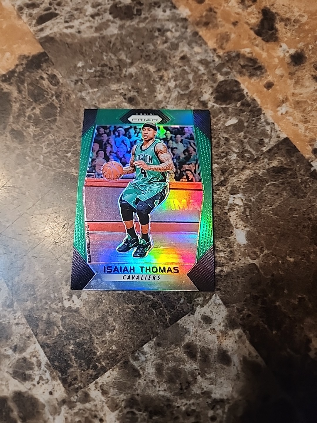 2017-18 Panini Prizm Green Prizm Isaiah Thomas #12 Color Match