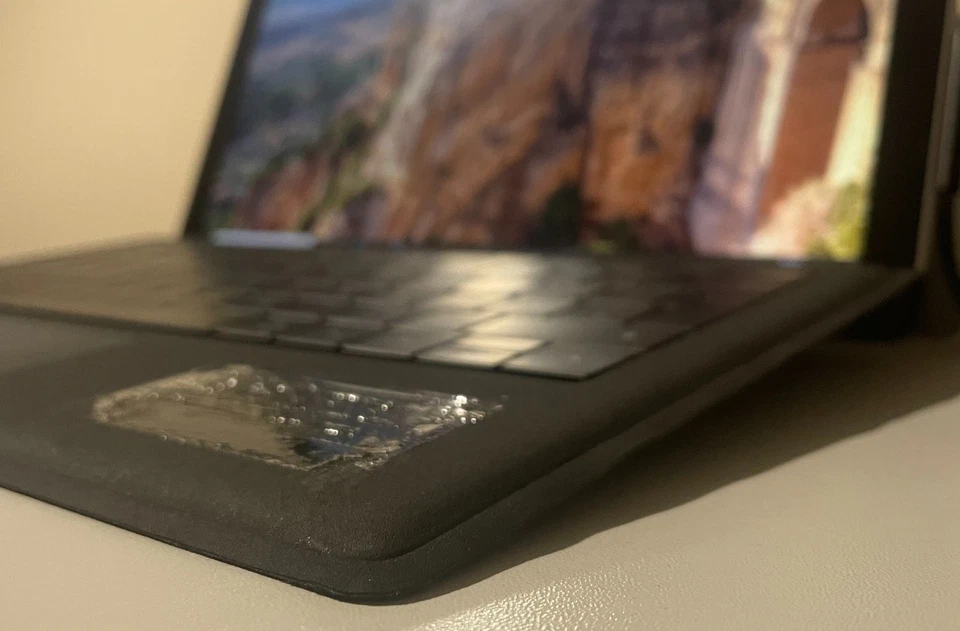 Microsoft Surface Pro 4 1724 12.3" i5 6300U 2.40GHz 8GB RAM 256GB SSD - Image 3 of 4