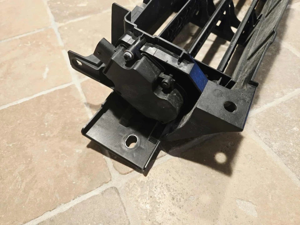 正品马自达 CX-9 2016-2023 散热器快门组件 TK48-50R10 TK48-50-R10 A — 第 3/4 张图片