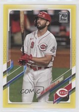 2021 Topps Walgreens Yellow Mike Moustakas #368 16o7