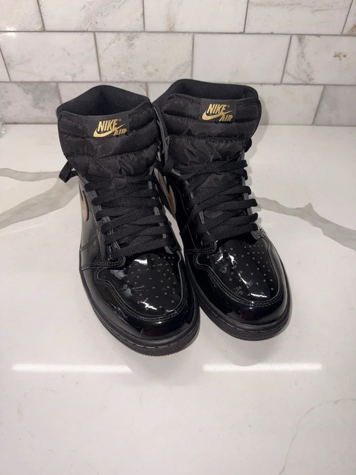 Zapatillas Air Jordan 1 Retro Altas OG Negras Metálicas Doradas Talla 11 Foto 4 de 4