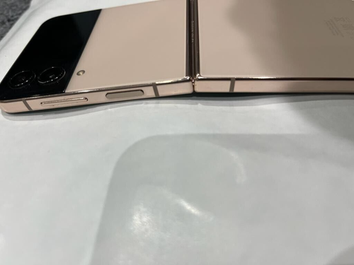 Samsung Galaxy Z Flip 4 SM-F721B - 128GB - Pink Gold (Unlocked) - Low Price - Afbeelding 2 van 5