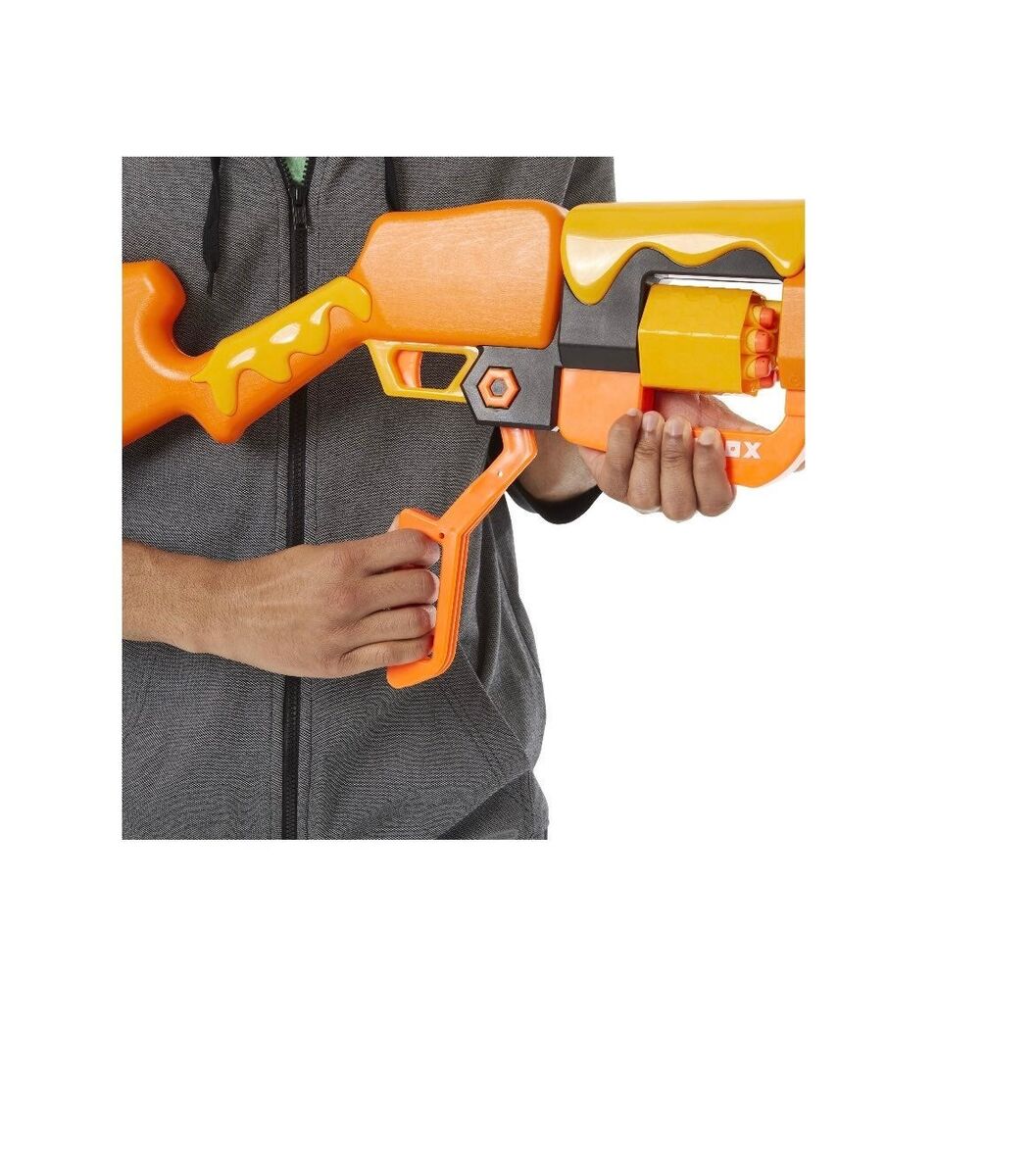 Nerf Roblox Adopt Me! BEES! Lever Action Blaster Gun with Rotating 8-Dart  Drum