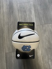 Image of Nike NCAA UNC North Carolina Tar Heels Versa Tack Mid Sz Basketball PBB454-855