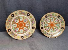 2 Chinesische Zierteller, Jingdezhen Porzellan, handgemalt