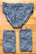 Men's Pro Wrestling Gear Set Leopard B&W Trunks & Knee Pad Covers Sz M 34&ndash;36