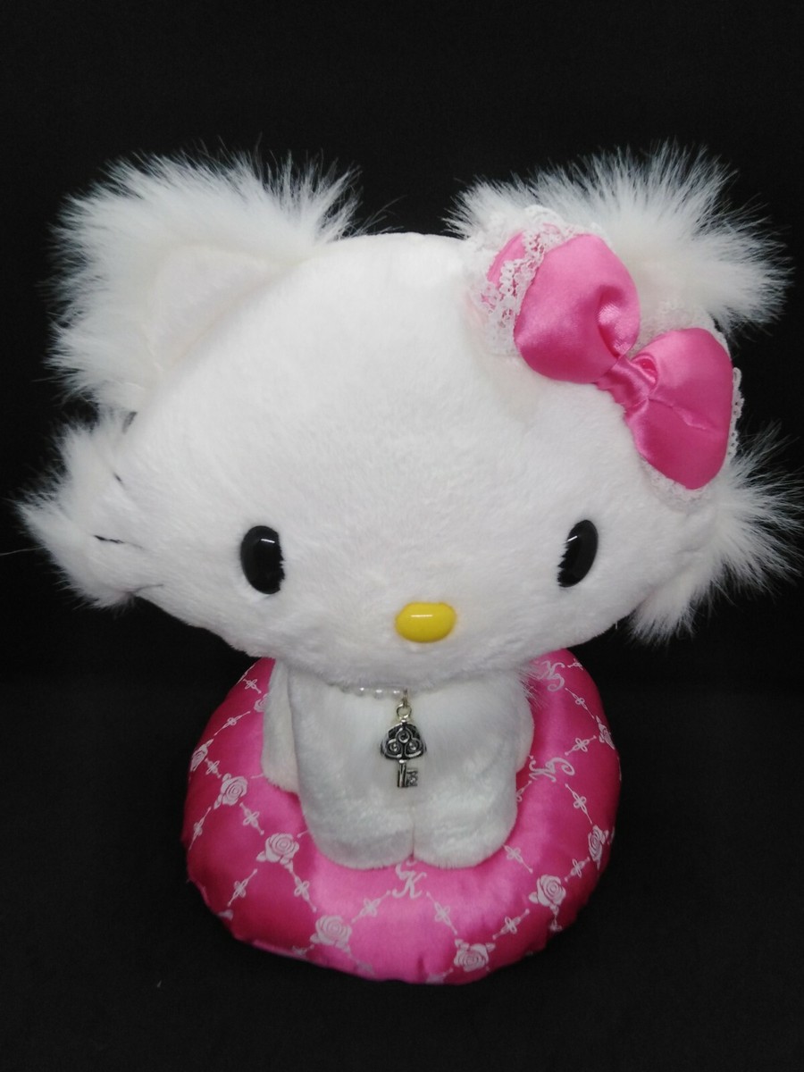 Charmmy​ Kitty​ Hello​ Kitty​ on Cushion 10