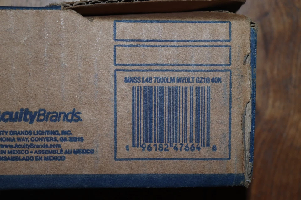 Lithonia Lighting Integrated LED Strip Light Fixture White 120W Eqv 4-ft 276NVN - Image 2 of 4