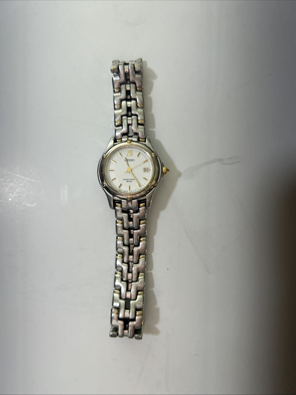 Vintage 1995 SEIKO “Sports 50” 5 Bar Women’s 27mm Quartz Watch Date Gold Steel