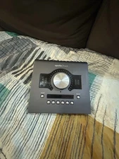 Universal Audio Apollo Twin Thunderbolt Audio Interface
