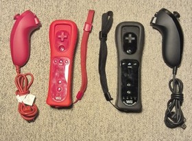 Nintendo Wii Mini Red Console RVL-201 W 2 Controllers 2 Nunchuks 8 Games Tested 