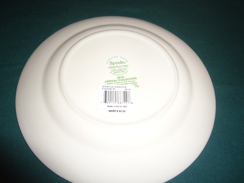 NIB Spode Colorful Christmas Tree 2018 Annual Collection COLLECTOR PLATE - 8" - Picture 4 of 4