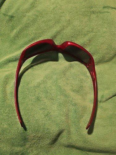 Occhiali da sole Oakley Antix montatura rosso lucido made USA - Foto 4 di 5
