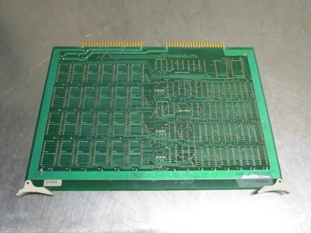 Placa de control de circuito Nachi UM662 30 días de garantía Foto 2 de 3